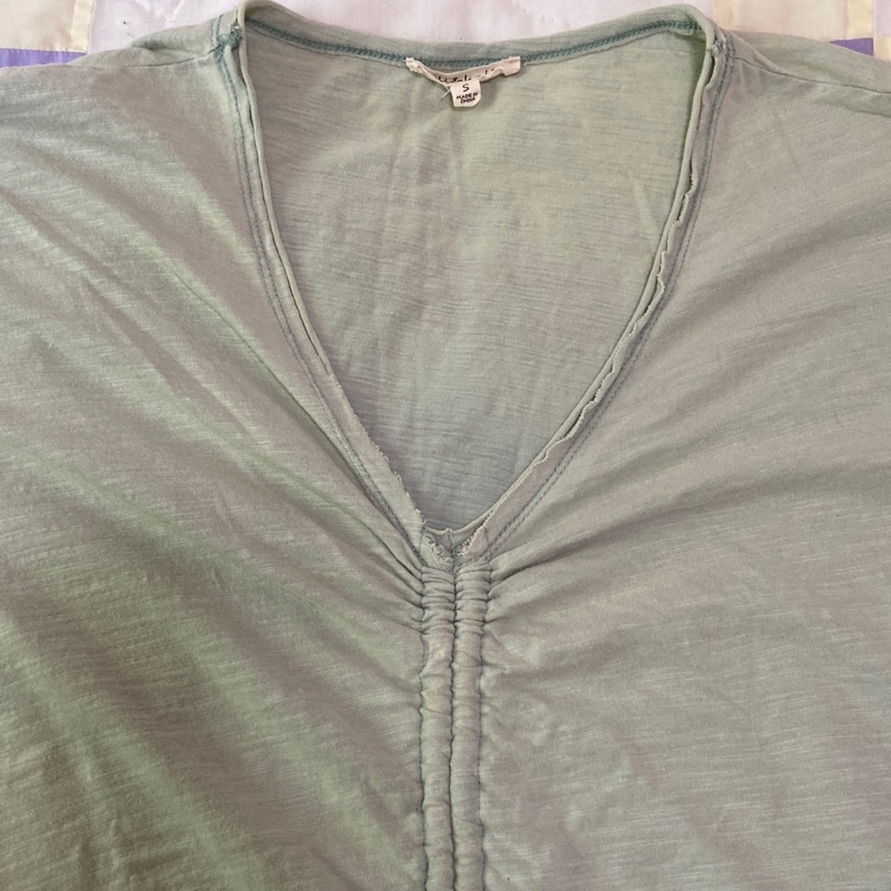 NWOT-oversized tee